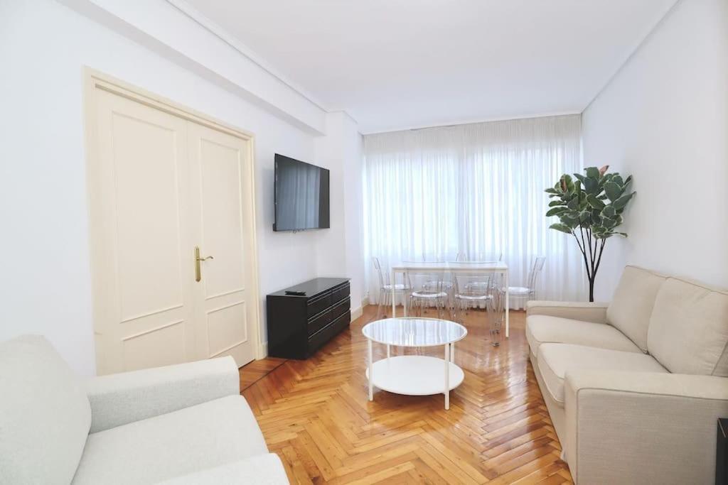 Notel Club - Precioso Apartamento ซานตานเดร์ ภายนอก รูปภาพ